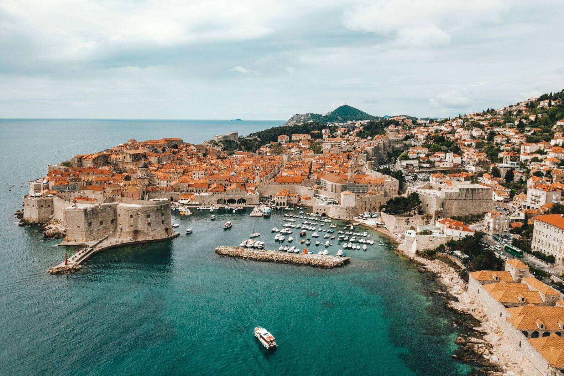 VERÃO EUROPEU: DE NAVIO PELA CROÁCIA